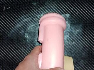 Trio Kissy y Dolly switch from vagina to tits leaving me drained after quickie desk play