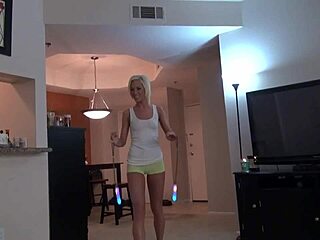 Tattooed blonde Maia Davis films homemade sex tape with boyfriend