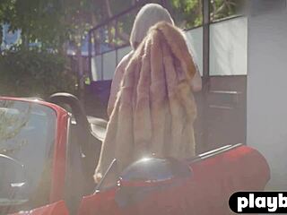 Glamorous big ass Milf Alexis Texas strips naked in sportscar