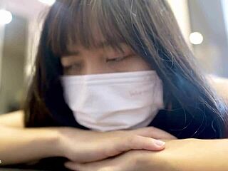 Myanmar-lærer smører store patter og røv til dampende massage!