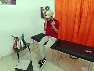 Masajista's Monster Cock Fucks Client's Big Ass Deepthroat Style Part 1!