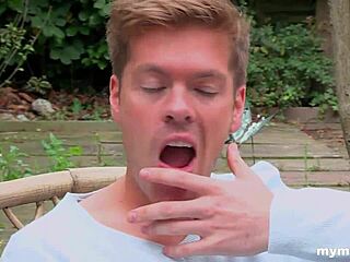 Im hidin closet watchin wife take big cock!!