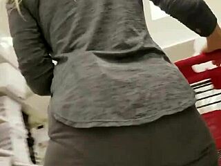 granny fat ass shopping filth trap 🍑🔥