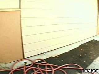 Wanna see pornstar whores fucked hard in amateur orgy?