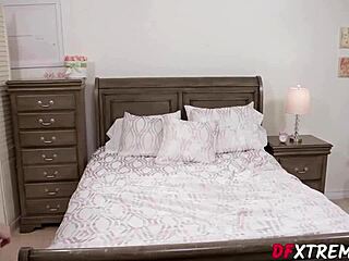 Bbc finds slut's lost pussy pounds deepthroat cumshot facial hardcore