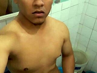 Teen Amateurs Masturbate to Explosive Cumshot Finish