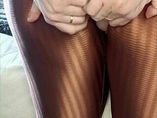 novinha rips miniskirt masturbating huge natural tits after gym!
