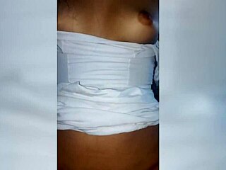 18+ tjej rider hårt i intensiv knullaction