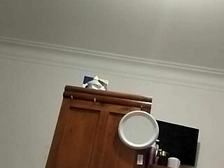 dance sexy shake ass for you