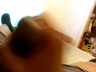 girl masturbates wildly on cam that afternoon