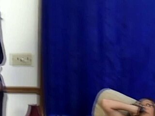 clothed babe slurps massive black cock interracial style 😍🍆