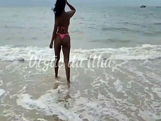 COMI A DESCONHECIDA GOSTOSA NA PRAIA COM BRUNO ABATE PUBLIC GROUP FUCK!