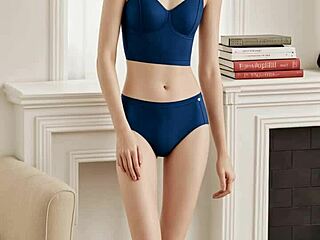 ever seen cute lingerie models barefoot in panties like this?