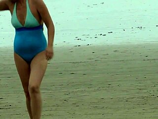 stepmom shaves hairy pussy on beach for bikini flash wow