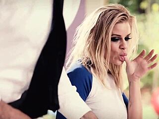 wanna suck off my friend's busty dad with me?