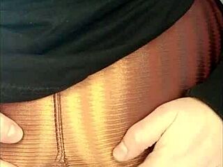 novinha rips miniskirt masturbating huge natural tits after gym!