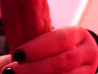 bbw riđokosa trans drka čudovišni kurac svršava tri puta POV