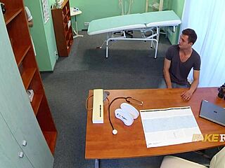 Nurse drains boss's boy nonstop in office 💦😈