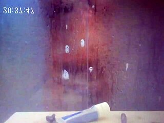 German wife shower cum explosion!