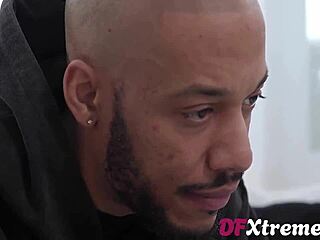 uhh im gettin so wet for this bbc pounding me deep