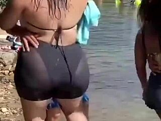 Ever seen a hot prostitute's juicy bunduda ready for your deepest thrusts?