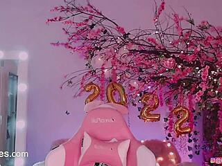 i ride dildo like petite college slut