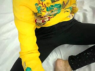 ever wonder how horny indian desi aunty squirts pussy juices during hardcore xxx pounding?