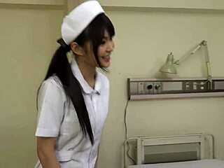 พยาบาลญี่ปุ่นผอมบางโดนคนไข้แตกในรูดเดือด 😩🍑💦