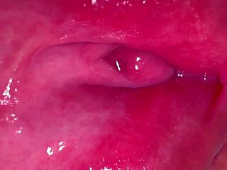 pink pussy up close 275 days post-virginity loss!!