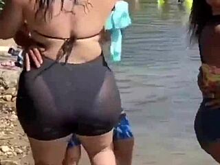 Ever seen a hot prostitute's juicy bunduda ready for your deepest thrusts?