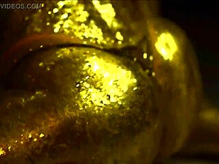 Nastya Vdovik flaunts her massive golden ass cheeks