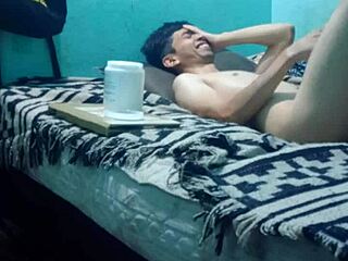 wanna feel this sensual massage on your skinny body?