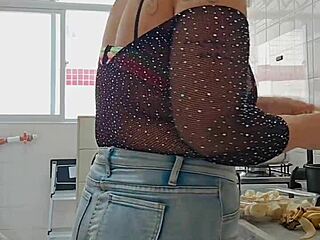 going live with shorts shoved deep in my ass