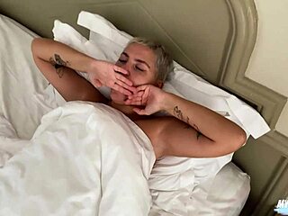 i crave your thick cock down my throat for breakfast daddy