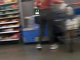 ever seen a milf ass this nice in tight spandex