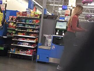 ever seen a milf ass this nice in tight spandex