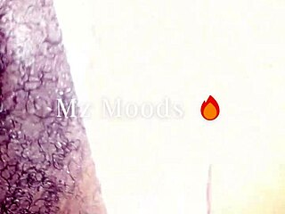 tongue deep in mz moods wet pussy 👅💦