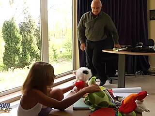 Grandpa's young 18yo seductress deepthroats then swallows after hard fuck