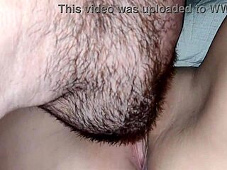 hey cuck hubby brought his buddy to lick my shaved pussy clean before bed so hot homemade 😋👅💦