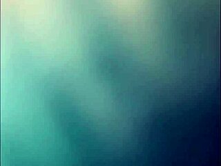 culona hermosa latina en cuatro patas amateurs shaking big ass begging!