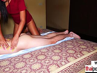 สาวไทยผอม Tuk เอจี18+ขย่มควยใหญ่ 😍🍆💦