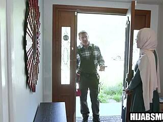 ever wonder how a muslim virgin takes plumber cock first time?