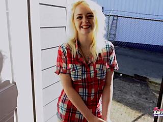 annie, rub twat with toy then suck cock, cutie?