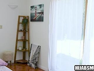 ever wonder how a muslim virgin takes plumber cock first time?