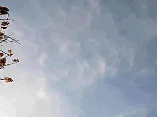 gave neighbor flowers... she reps with hot pussy licking till orgasm?