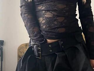 petite teen maiskii fingers shaved pussy... what now?