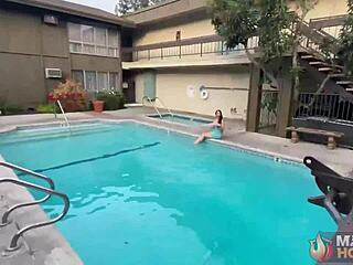 Syren De Mer Gulps Rome Majors Thick Cumshot