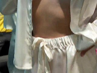 wanna see risky facefuck creampie on 24yo cutie in store fitting room?