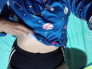 Amateur couple fucks hot hotel room homemade wife rides husband cock raw