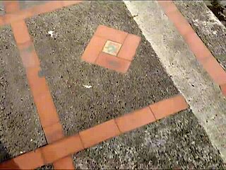 prima desnuda me pide usar su coño y boca al llegar del trabajo